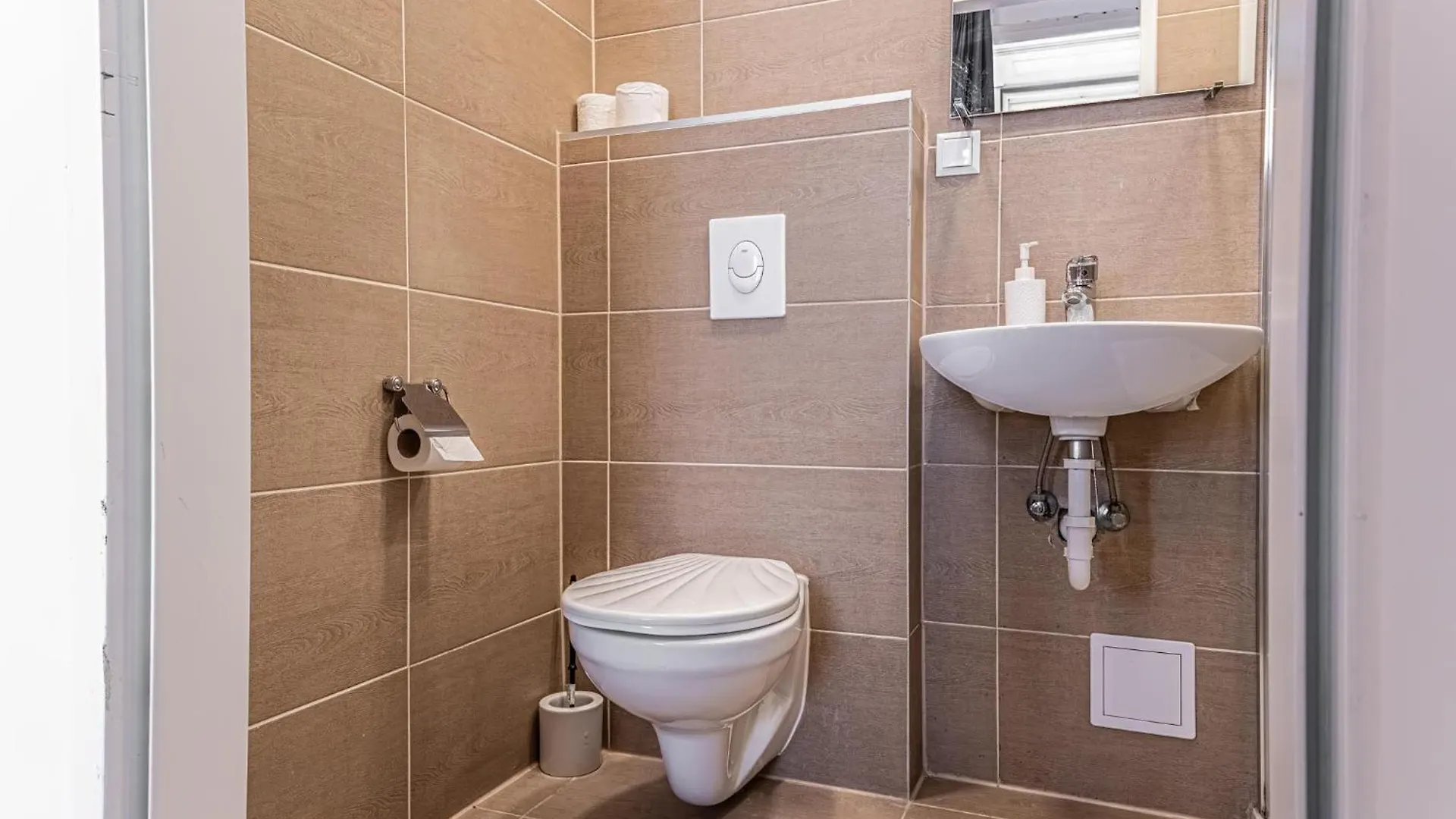 Apartment Quadrable King Room W/ Cityview Mariahilferstr F Wien